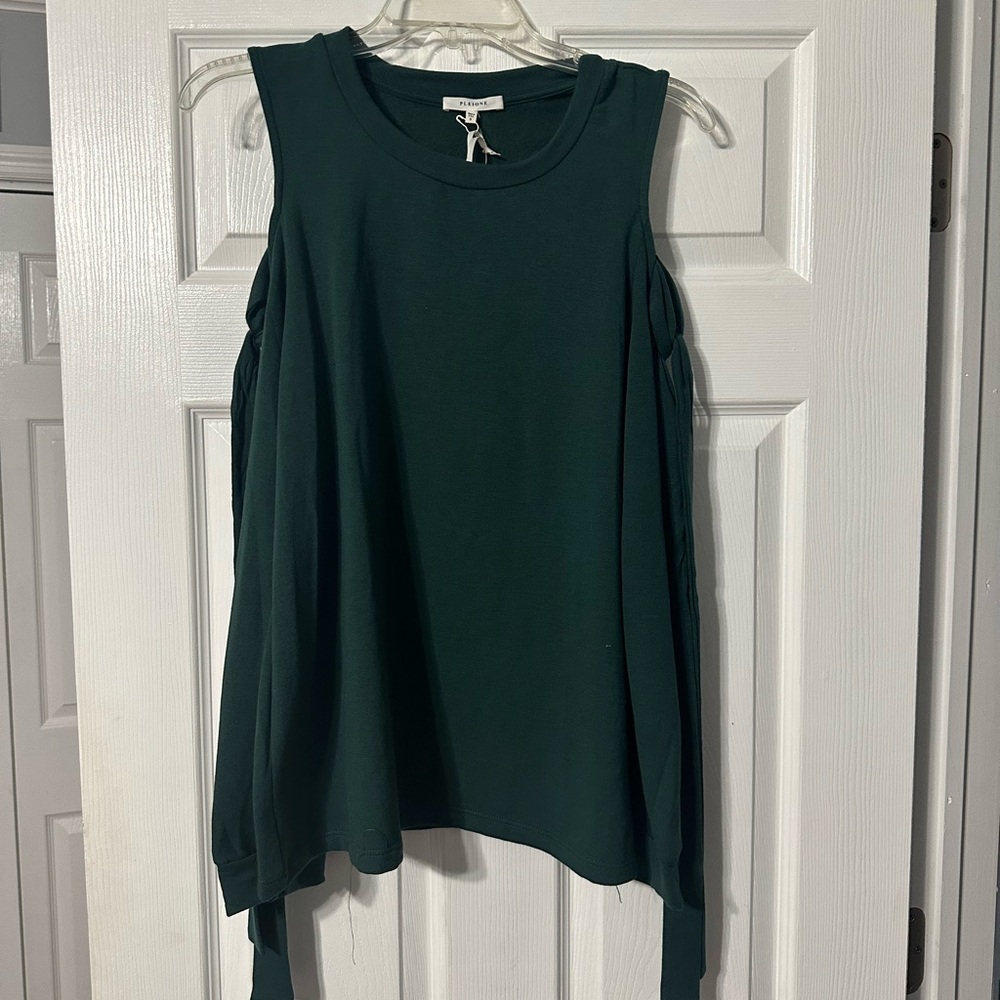 NWT Pleione Open Tie Sleeved Top